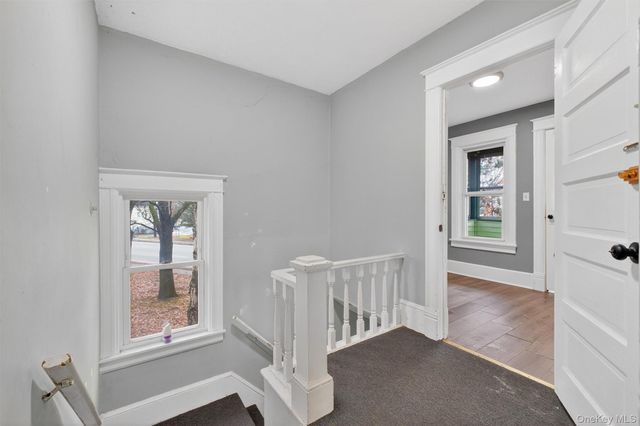 11 Manitou Avenue, Poughkeepsie, NY 12603