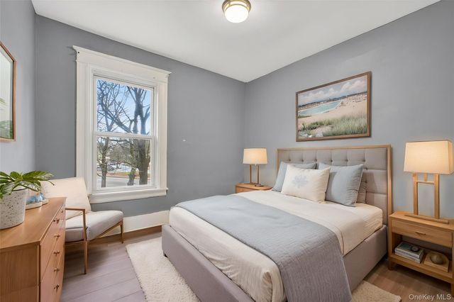 11 Manitou Avenue, Poughkeepsie, NY 12603