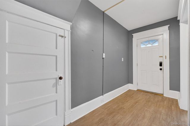 11 Manitou Avenue, Poughkeepsie, NY 12603