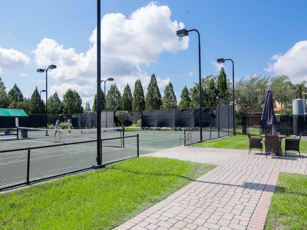 Image 29 of property listing at 13941 CLUBHOUSE DRIVE 103, Tampa, FL 33618