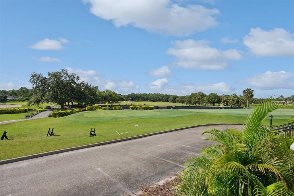 Image 46 of property listing at 13941 CLUBHOUSE DRIVE 103, Tampa, FL 33618