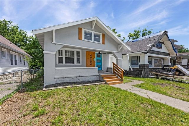 4243 Agnes Avenue, Kansas City, MO 64130