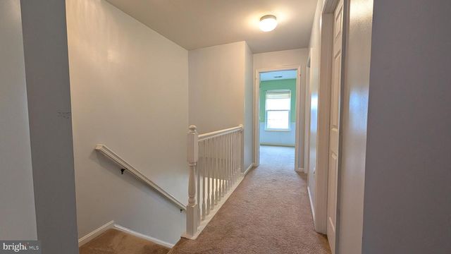 230 WHITMAN LN, Inwood, WV 25428