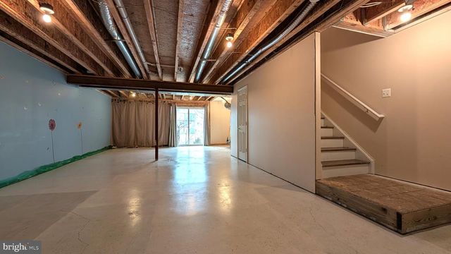 230 WHITMAN LN, Inwood, WV 25428