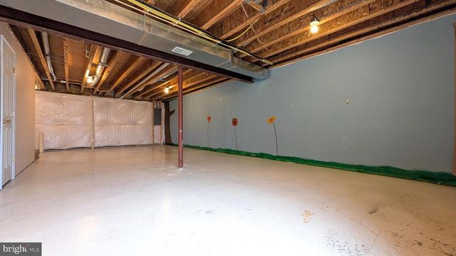 230 WHITMAN LN, Inwood, WV 25428