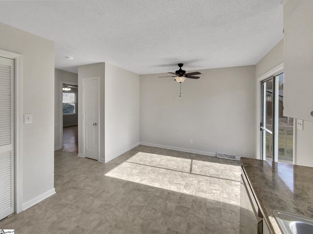 3 Timber Creek Court, Taylors, SC 29687