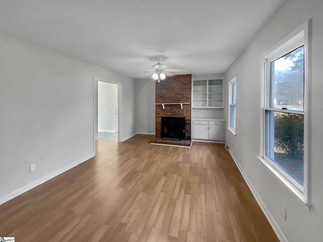 3 Timber Creek Court, Taylors, SC 29687