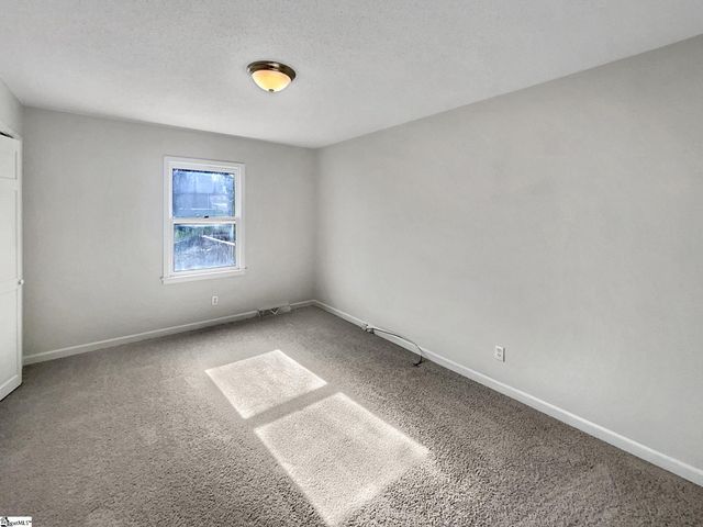 3 Timber Creek Court, Taylors, SC 29687