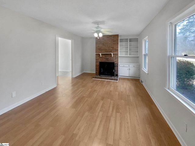 3 Timber Creek Court, Taylors, SC 29687