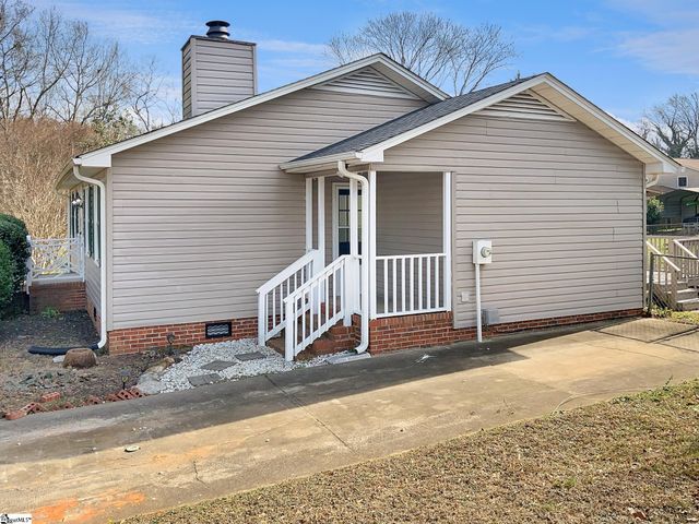 3 Timber Creek Court, Taylors, SC 29687