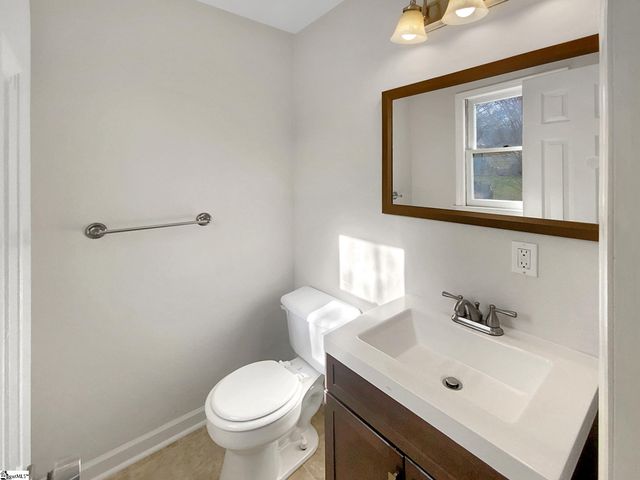 3 Timber Creek Court, Taylors, SC 29687