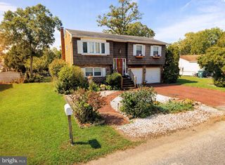 11 SPRUCE DR, Little Egg Harbor Twp, NJ 08087