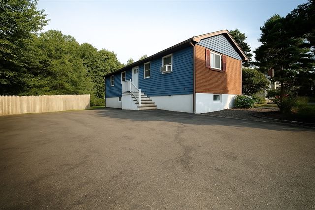 64 Drake Ave, Stoughton, MA 02072