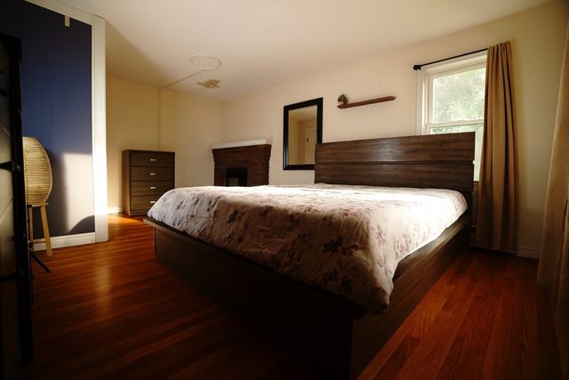 64 Drake Ave, Stoughton, MA 02072