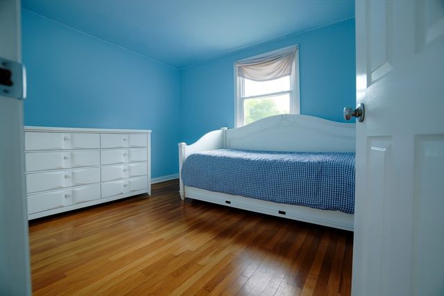 64 Drake Ave, Stoughton, MA 02072