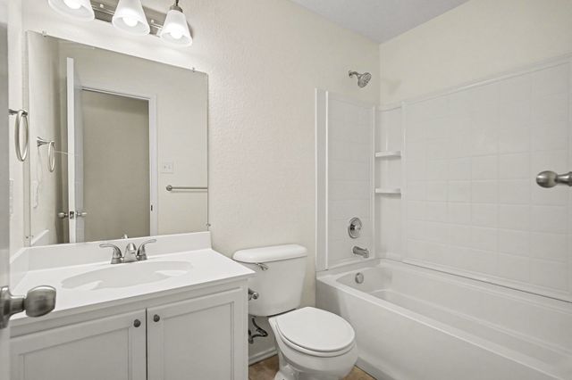 1817 Elk Lake Trail, Fort Worth, TX 76247