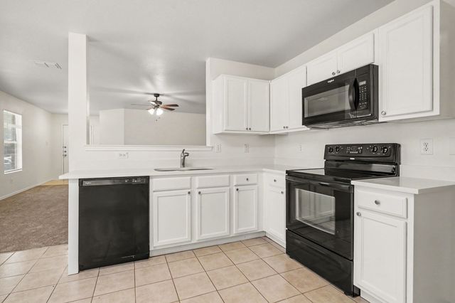 1817 Elk Lake Trail, Fort Worth, TX 76247