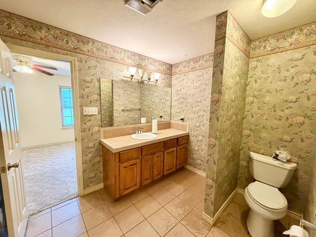 4244 State Highway 19 S, Crockett, TX 75835