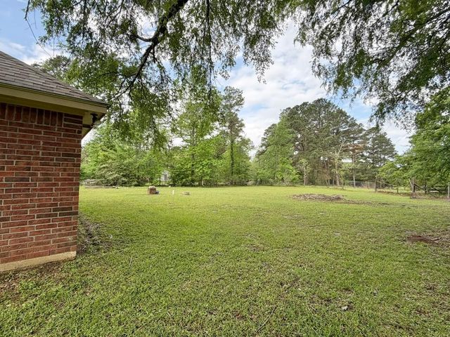 4244 State Highway 19 S, Crockett, TX 75835