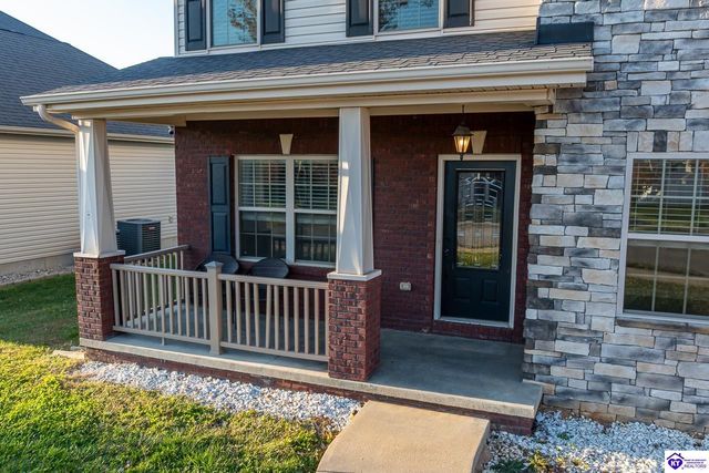 218 Sangria Drive, Vine Grove, KY 40175