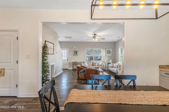 263 Marsh Haven Drive, Sneads Ferry, NC 28460