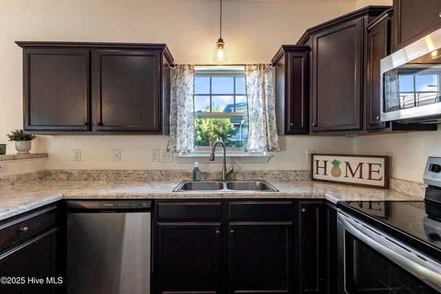 263 Marsh Haven Drive, Sneads Ferry, NC 28460