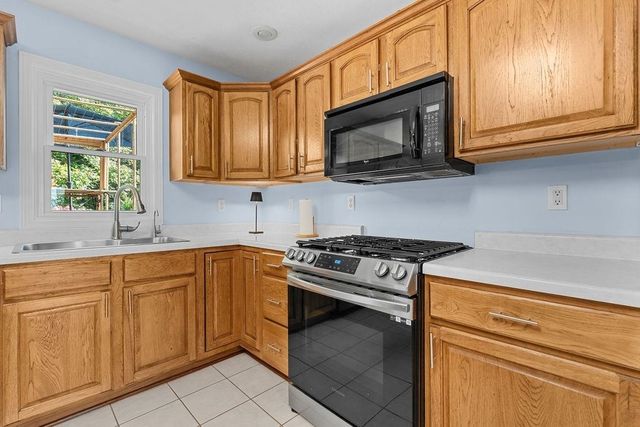 2640 SIOUX Court, Rockford, IL 61109