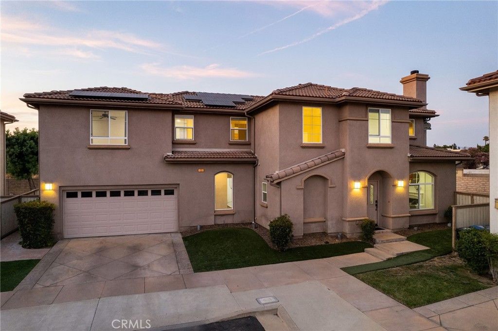 Image 1 of property listing at 8530 Browns Creek Lane, Canoga Park, CA 91304