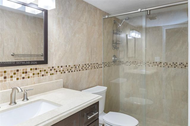 6061 Collins Ave 15D, Miami Beach, FL 33140