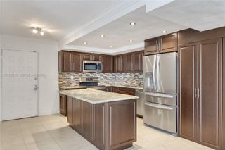 6061 Collins Ave 15D, Miami Beach, FL 33140