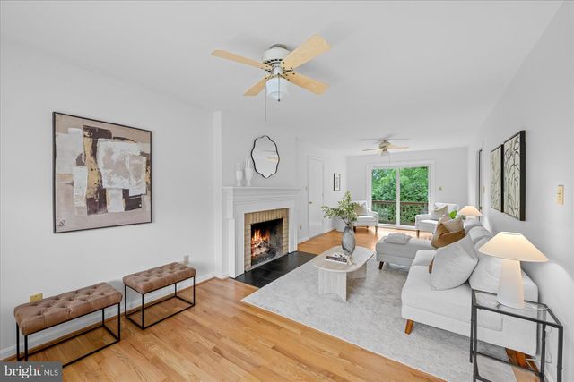 2537 N WAKEFIELD ST, Arlington, VA 22207