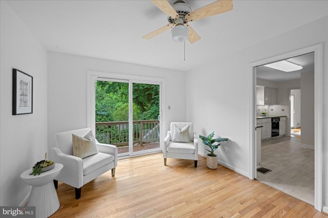 2537 N WAKEFIELD ST, Arlington, VA 22207
