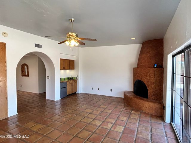 7821 S Ave De Belleza, Tucson, AZ 85747