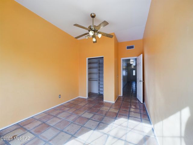 7821 S Ave De Belleza, Tucson, AZ 85747