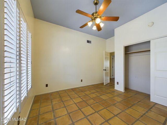 7821 S Ave De Belleza, Tucson, AZ 85747