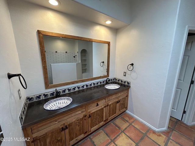7821 S Ave De Belleza, Tucson, AZ 85747