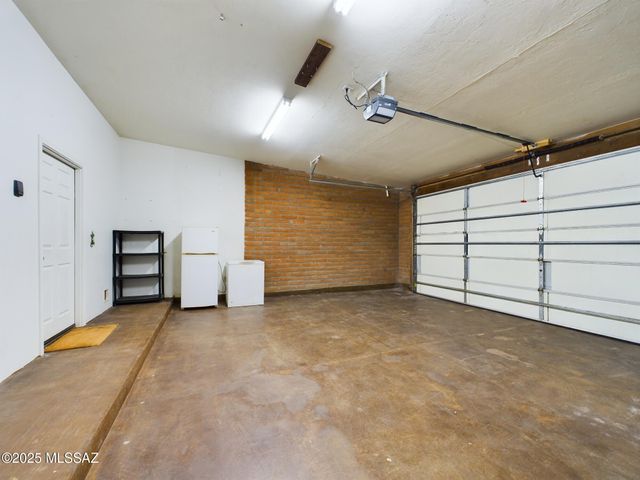 7821 S Ave De Belleza, Tucson, AZ 85747