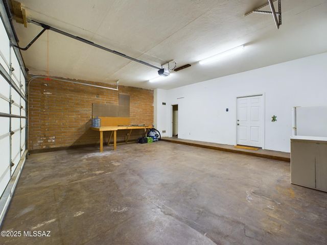 7821 S Ave De Belleza, Tucson, AZ 85747