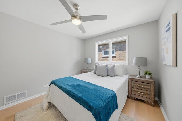 6437 S Kedvale Avenue, Chicago, IL 60629