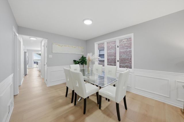6437 S Kedvale Avenue, Chicago, IL 60629