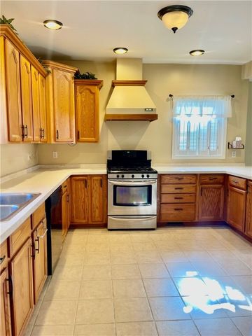 138 Summit Street, Batavia City, NY 14020