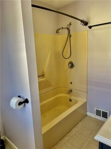 138 Summit Street, Batavia City, NY 14020