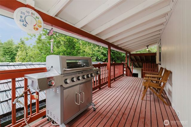 9325 SE Overaa Road, Port Orchard, WA 98367