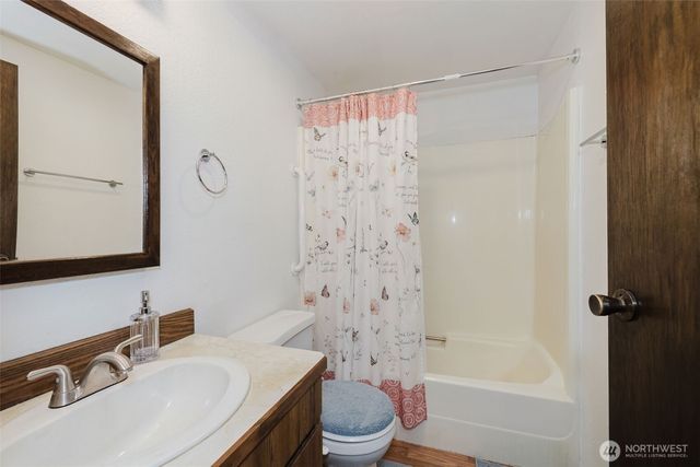 9325 SE Overaa Road, Port Orchard, WA 98367