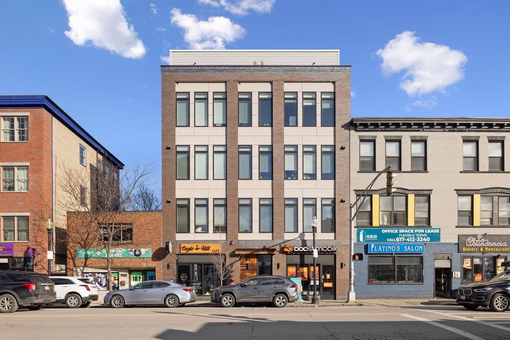 65 Meridian St. B, Boston, MA 02128