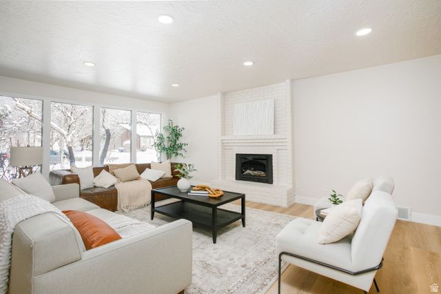 2547 E 1900 N, Layton, UT 84040