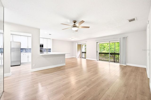 600 NORTHERN WAY 302, Winter Springs, FL 32708