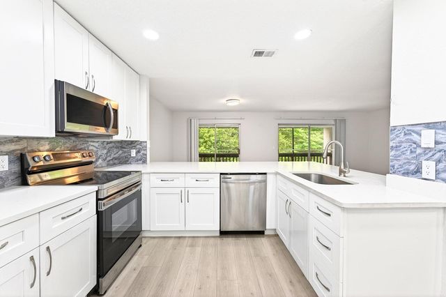 600 NORTHERN WAY 302, Winter Springs, FL 32708