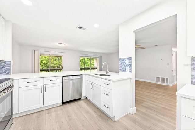 600 NORTHERN WAY 302, Winter Springs, FL 32708