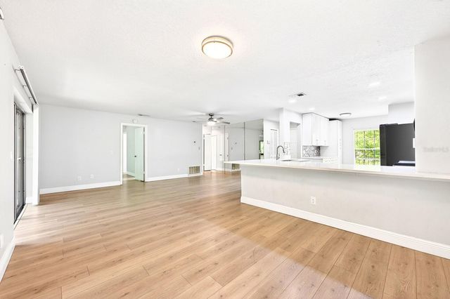 600 NORTHERN WAY 302, Winter Springs, FL 32708